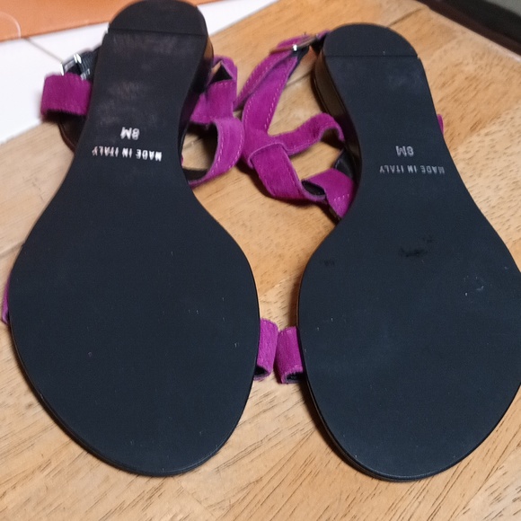 Sandals - Picture 2 of 3